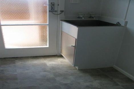 Photo of property in 28-30 Lake Pupuke Drive, Takapuna, Auckland, 0622