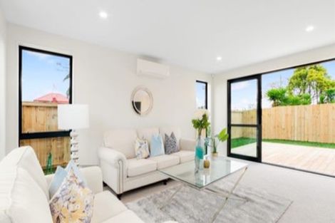 Photo of property in 6a Mckean Avenue, Manurewa, Auckland, 2102