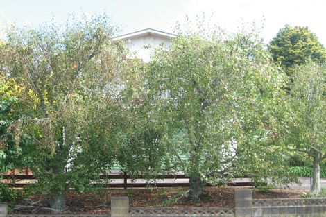 Photo of property in 4 Hilling Street, Titirangi, Auckland, 0604