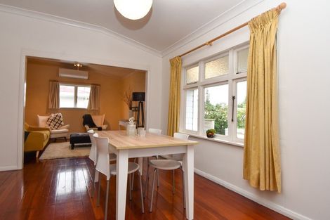 Photo of property in 224 High Street South, Carterton, 5713