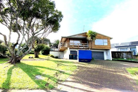 Photo of property in 11 Birman Close, Half Moon Bay, Auckland, 2012