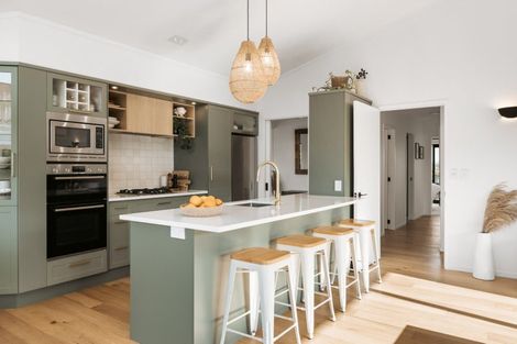 Photo of property in 31 Rewarewa Place, Matua, Tauranga, 3110