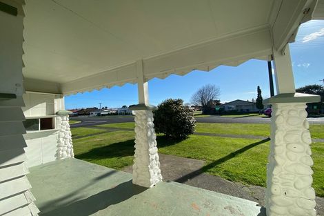 Photo of property in 3 High Street West, Waitara, 4320