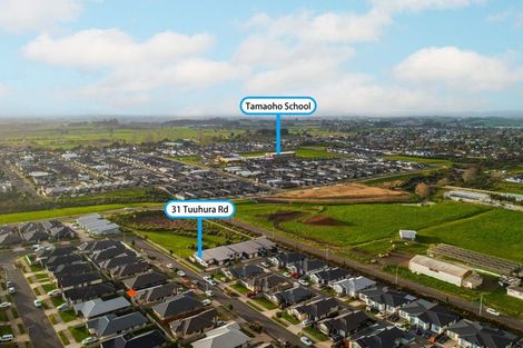 Photo of property in 31 Tuuhura Road, Pukekohe, 2120