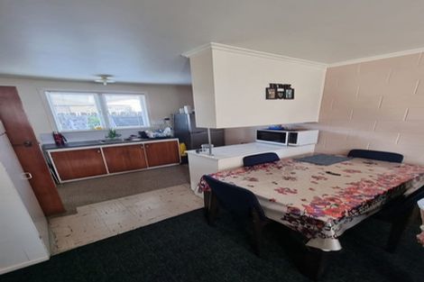 Photo of property in 65 Avenue Road, Otahuhu, Auckland, 1062