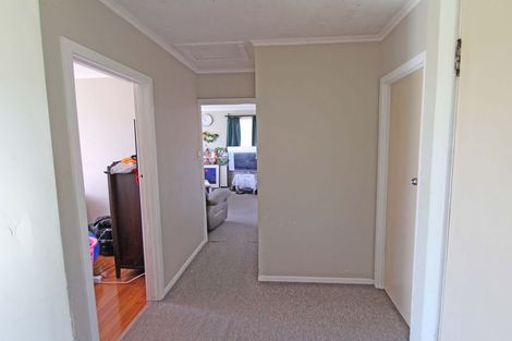 Photo of property in 17 Hyde Street, Manurewa East, Auckland, 2102