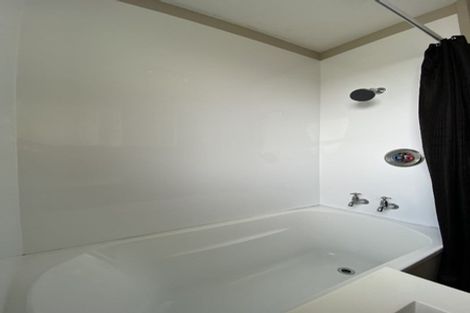 Photo of property in 60a Mclauchlan Street, Springlands, Blenheim, 7201