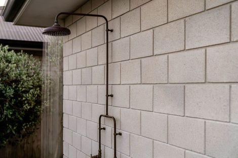 Photo of property in 11 Livingstone Drive, Papamoa Beach, Papamoa, 3118