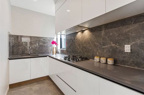 Photo of property in 1 Pae Lane, Flat Bush, Auckland, 2019