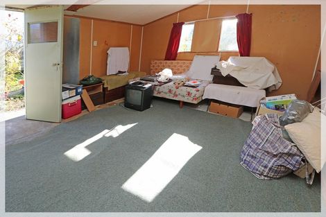 Photo of property in 23 Cook Street, Foxton, 4814