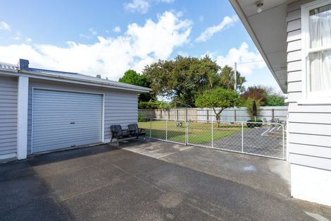 Photo of property in 9 Roslyn Road, Levin, 5510