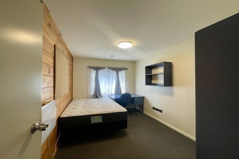 Photo of property in Basin Reserve Complex, 42/4 Sussex Street, Mount Cook, Wellington, 6021