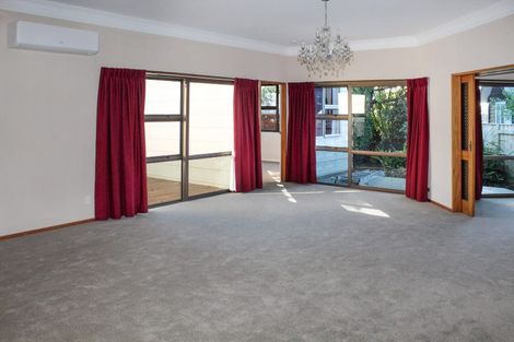 Photo of property in 33 Ihaka Street, Hokowhitu, Palmerston North, 4410