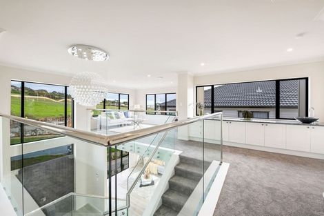 Photo of property in 18 Lime Hill Rise, Flat Bush, Auckland, 2019