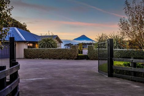 Photo of property in 37 Arthur Street, Hawera, 4674