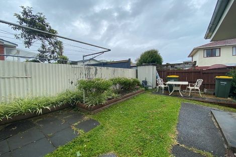 Photo of property in 2/7 Gardner Avenue, New Lynn, Auckland, 0600
