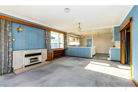 Photo of property in 1 Cashel Street, Waimate, 7924