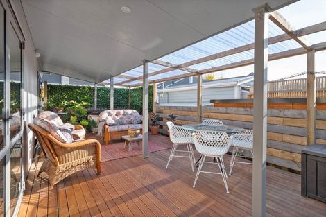 Photo of property in 79 Regent Street, Martinborough, 5711