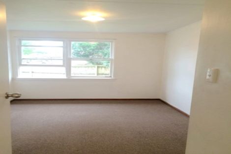 Photo of property in 23 Hill Crescent, New Lynn, Auckland, 0600