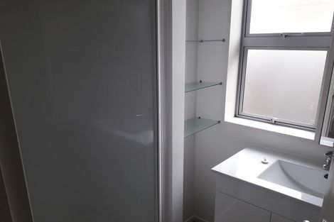 Photo of property in 53 Lyndon Street, Riccarton, Christchurch, 8041