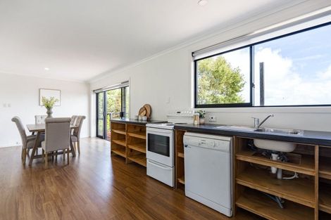 Photo of property in 787 Dover Road, Okato, New Plymouth, 4374