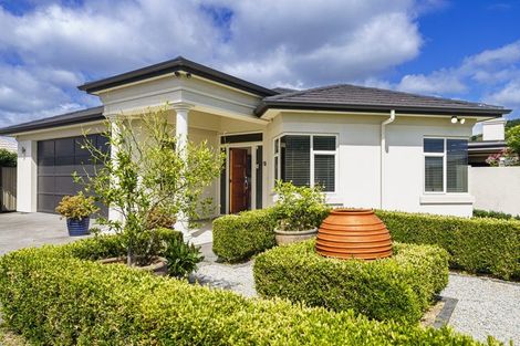 Photo of property in 33 Pinotage Drive, Greenmeadows, Napier, 4112