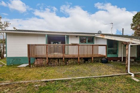 Photo of property in 3 Clematis Grove, Maungaraki, Lower Hutt, 5010