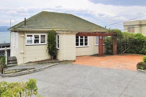 Photo of property in 90 Homebush Road, Khandallah, Wellington, 6035