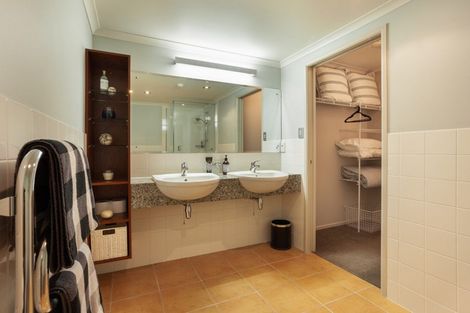 Photo of property in 210/178 Marine Parade, Mount Maunganui, 3116