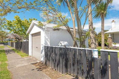 Photo of property in 39 Grey Street, College Estate, Whanganui, 4500