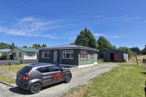 Photo of property in 2 Erskine Street, Tuatapere, 9620
