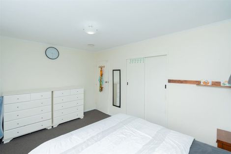 Photo of property in 19 Caernarvon Street, Dinsdale, Hamilton, 3204