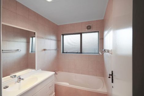 Photo of property in 50b Whites Line West, Woburn, Lower Hutt, 5010