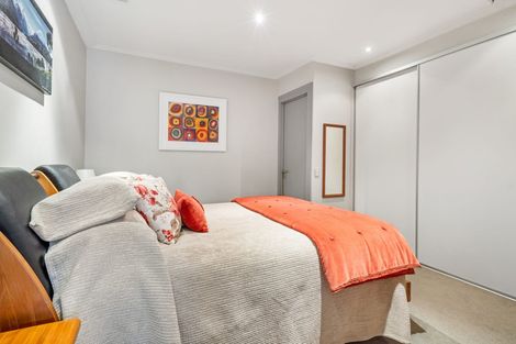Photo of property in Cooks Apartments, Gg/24 James Cook Crescent, Remuera, Auckland, 1050