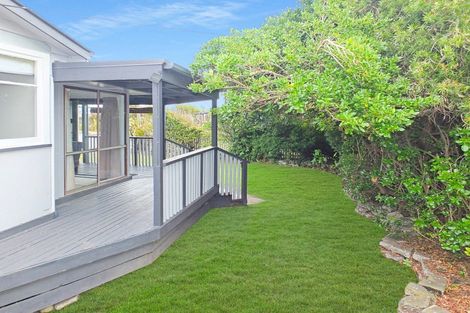 Photo of property in 4 Andresen Street, Foxton Beach, Foxton, 4815