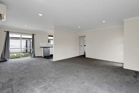 Photo of property in 25 Silvan Place, Bell Block, New Plymouth, 4312