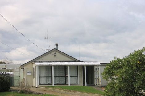 Photo of property in 63 Nash Parade, Foxton Beach, Foxton, 4815