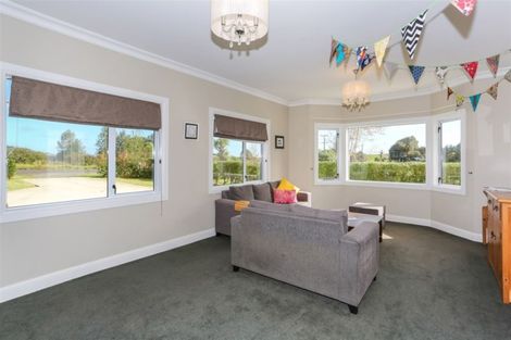 Photo of property in 17 Kohanga Road, Te Kohanga, Tuakau, 2693