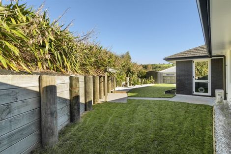 Photo of property in 59 Awataha Crescent, Pyes Pa, Tauranga, 3110