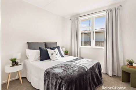 Photo of property in 3 Frederick Street, Carterton, 5713