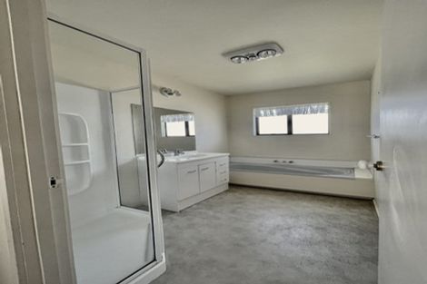 Photo of property in 111b Rosario Crescent, Red Beach, 0932