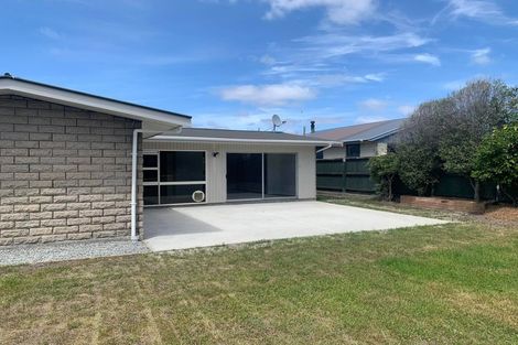Photo of property in 19 Palmers Road, New Brighton, Christchurch, 8083