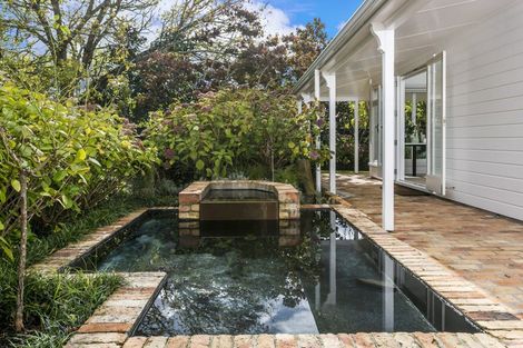 Photo of property in 49b Roland Road, Greenhithe, Auckland, 0632