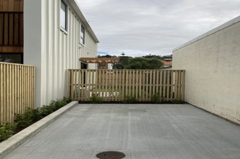 Photo of property in 16 Inglis Street, Seatoun, Wellington, 6022