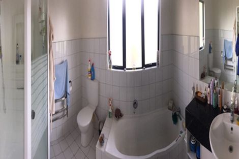 Photo of property in 61 Whitford Road, Botany Downs, Auckland, 2014