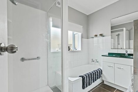 Photo of property in 125 Stredwick Drive, Torbay, Auckland, 0630