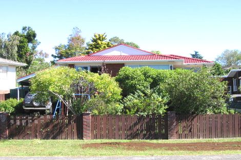 Photo of property in 25 Finlow Drive, Te Atatu South, Auckland, 0610