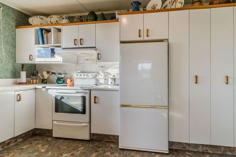 Photo of property in 18 Weir Street, Green Island, Dunedin, 9018