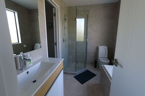 Photo of property in 8 Frontier Lane, Flat Bush, Auckland, 2019