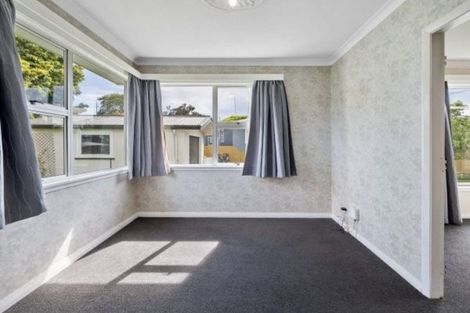 Photo of property in 24 Kent Crescent, Awapuni, Palmerston North, 4412